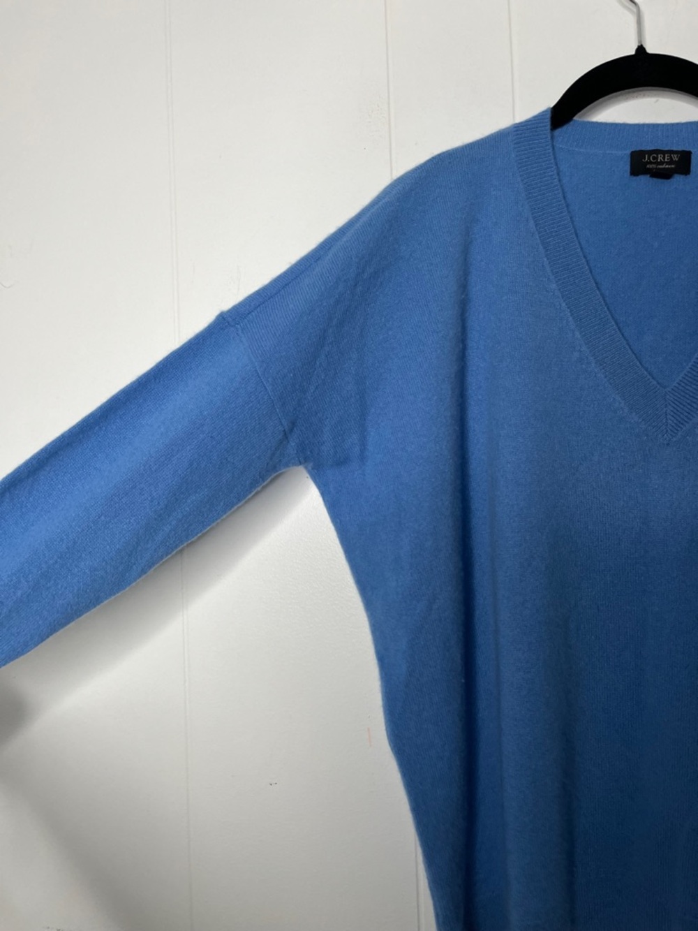 J. Crew 100% Cashmere Sky Blue V-Neck Sweater Drop Shoulder Women's S - Picture 5 of 8